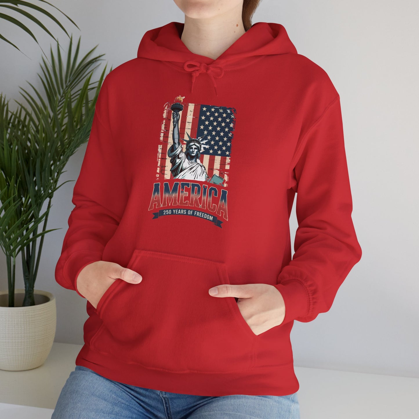 #250 Statue of Liberty American Flag 'America' Patriotic Independence Day Hoodie