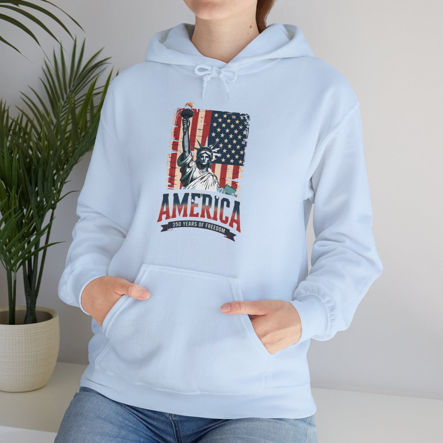 #250 Statue of Liberty American Flag 'America' Patriotic Independence Day Hoodie
