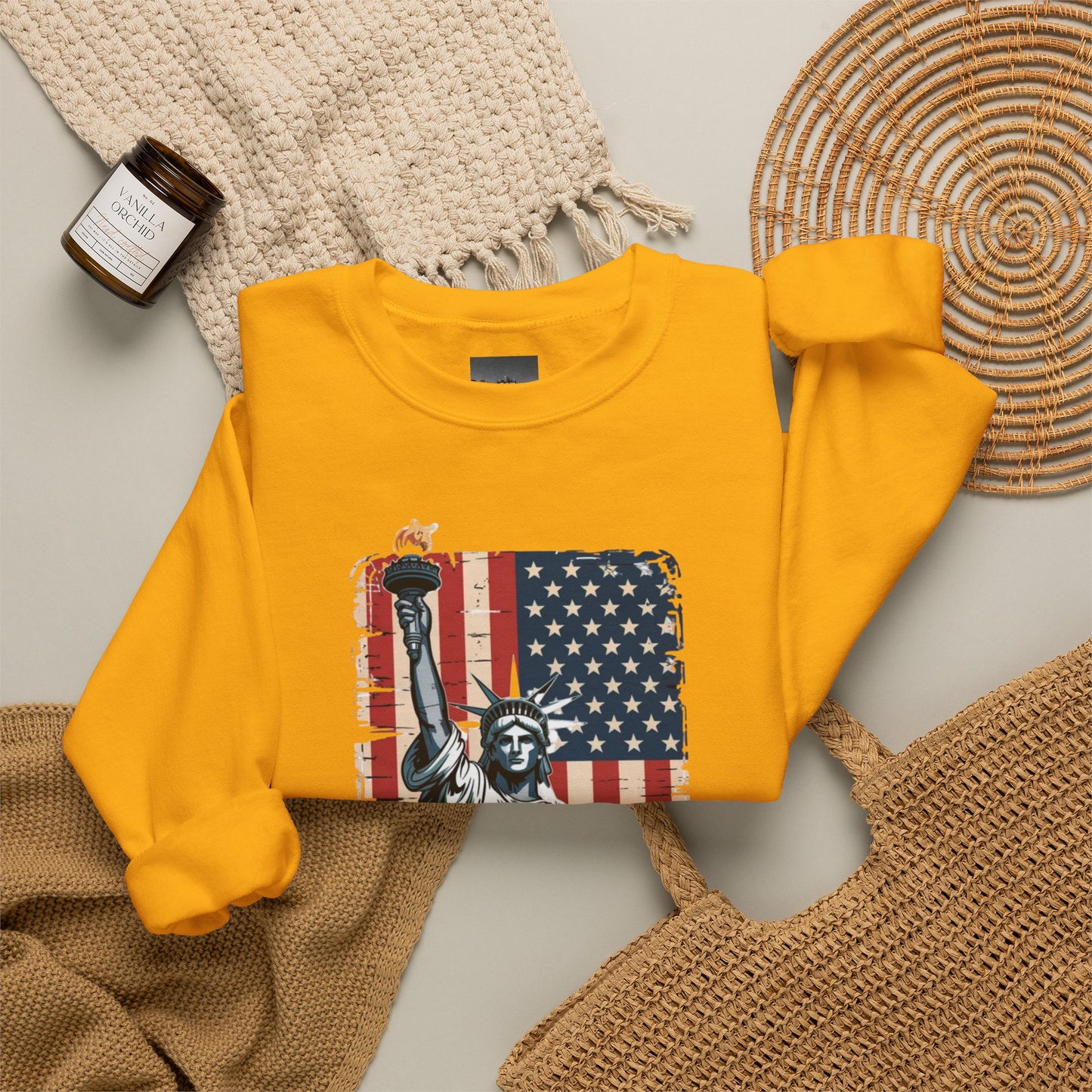 #250 Statue of Liberty American Flag 'America' Patriotic Independence Day Crewneck Sweatshirt