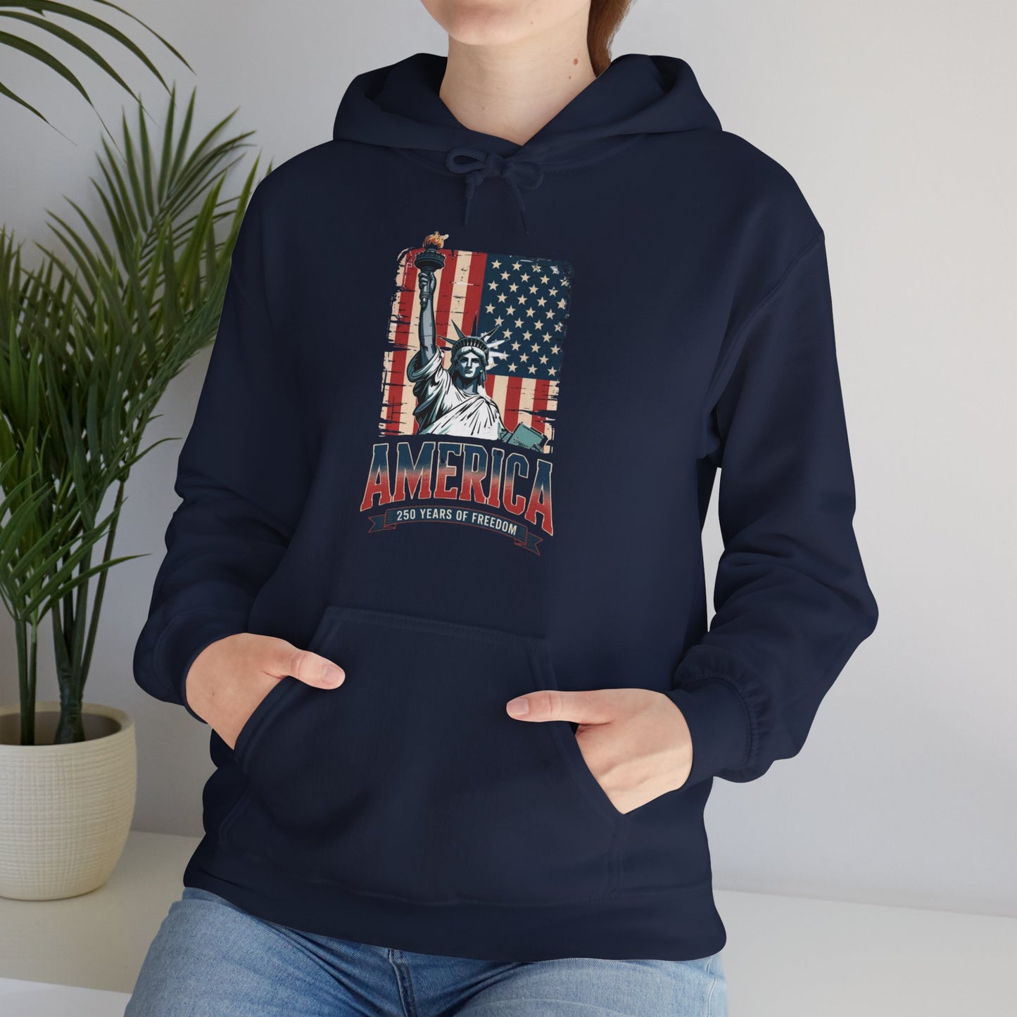 #250 Statue of Liberty American Flag 'America' Patriotic Independence Day Hoodie