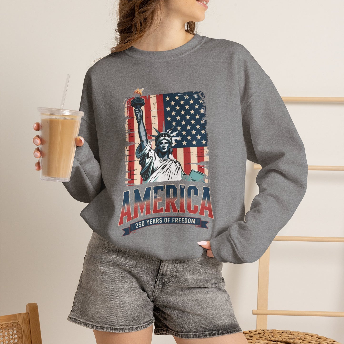 #250 Statue of Liberty American Flag 'America' Patriotic Independence Day Crewneck Sweatshirt