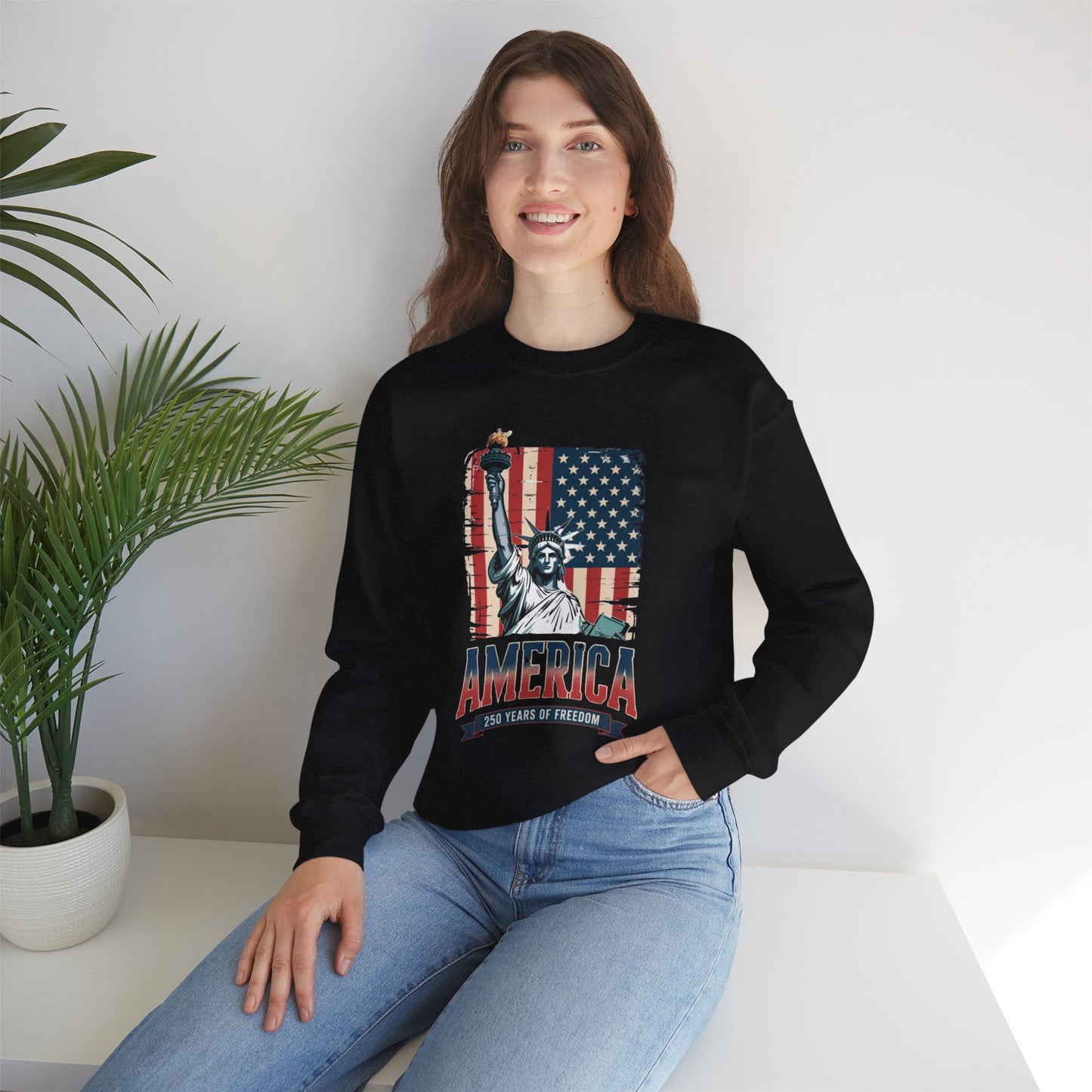 #250 Statue of Liberty American Flag 'America' Patriotic Independence Day Crewneck Sweatshirt