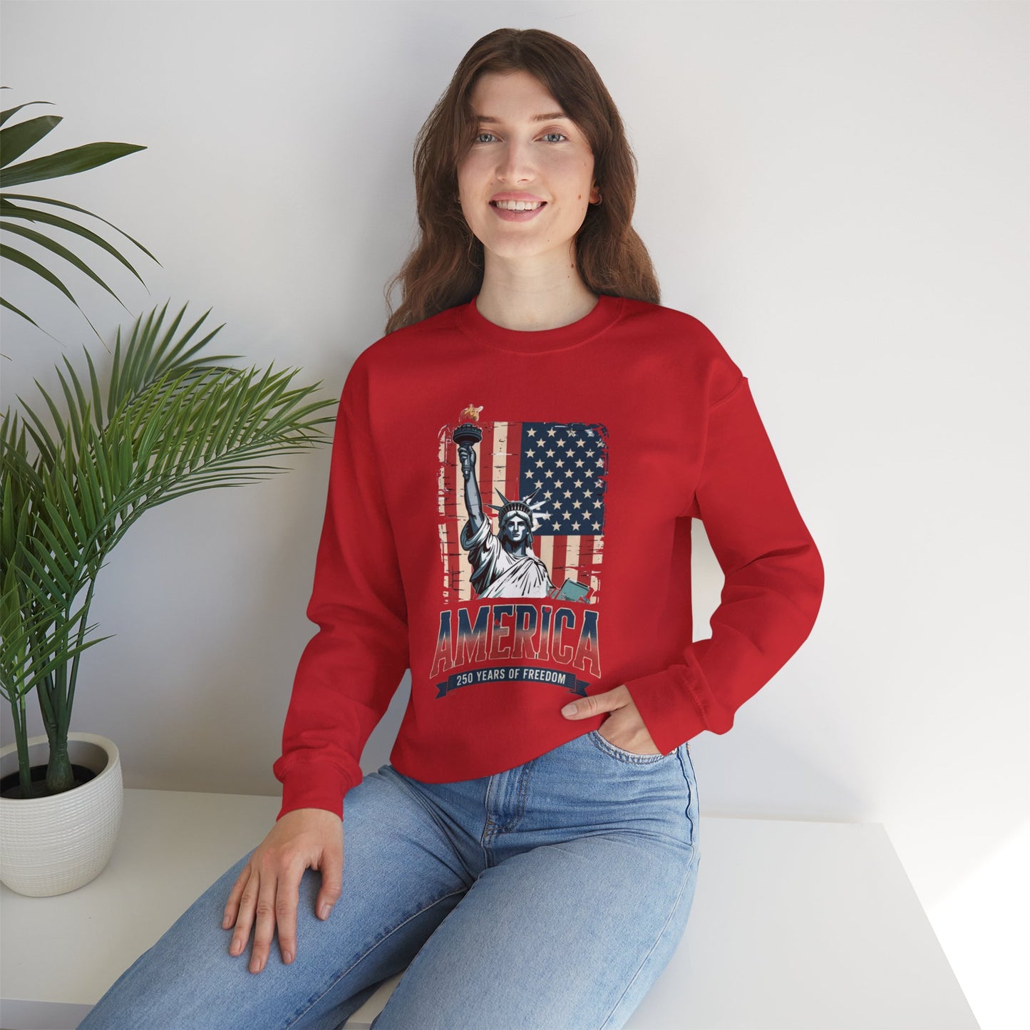 #250 Statue of Liberty American Flag 'America' Patriotic Independence Day Crewneck Sweatshirt