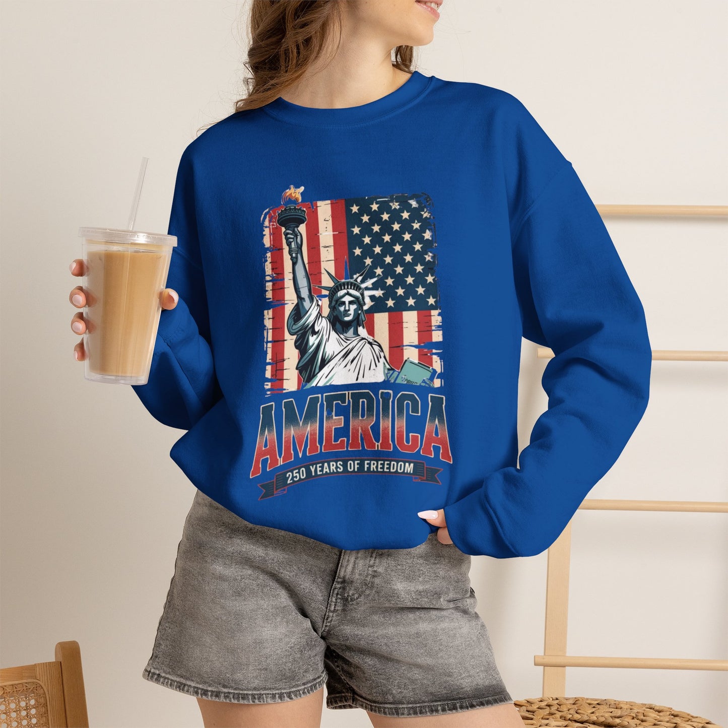 #250 Statue of Liberty American Flag 'America' Patriotic Independence Day Crewneck Sweatshirt