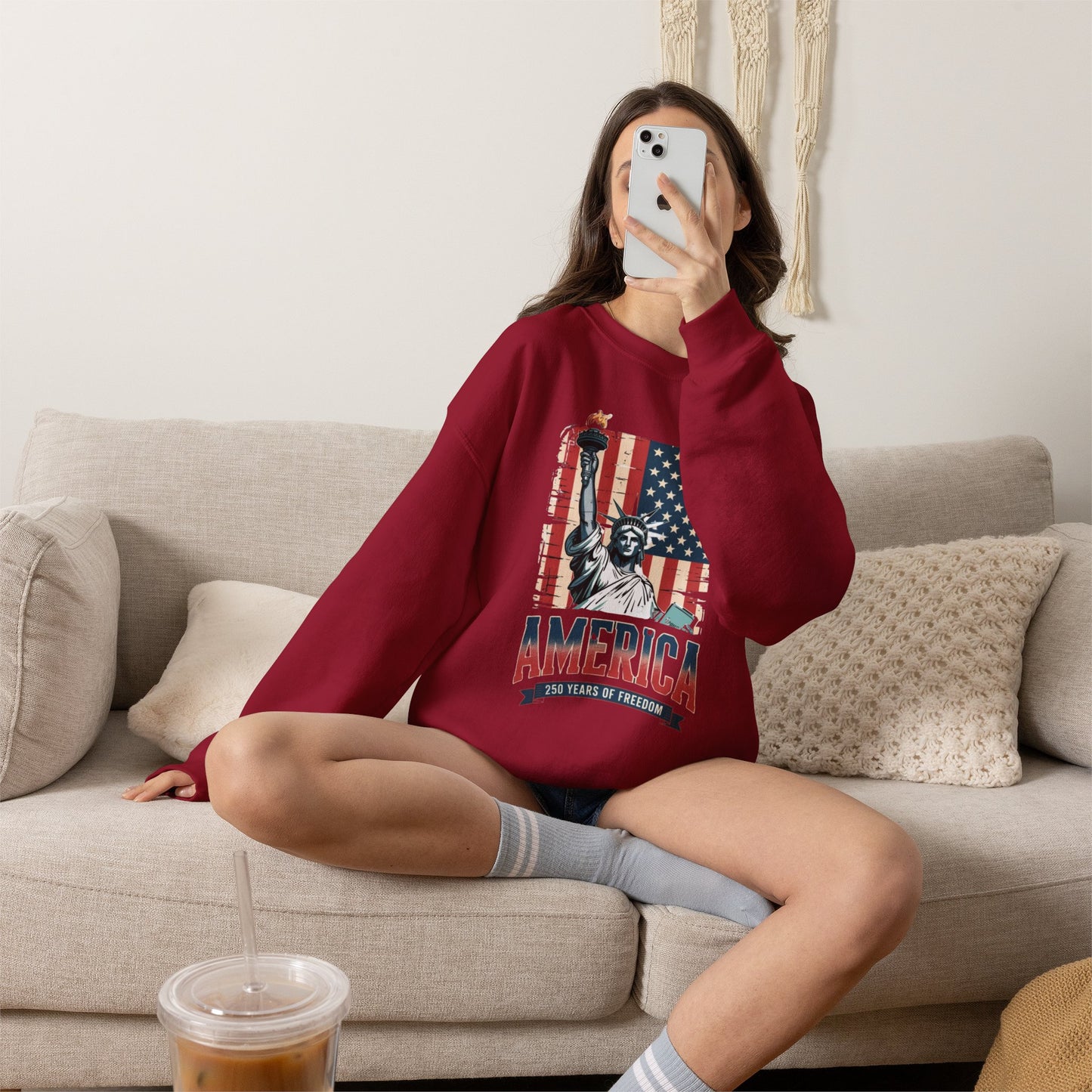 #250 Statue of Liberty American Flag 'America' Patriotic Independence Day Crewneck Sweatshirt