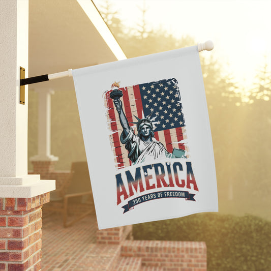 #250 Statue of Liberty American Flag 'America' Patriotic Independence Day Garden Flag — House Banner