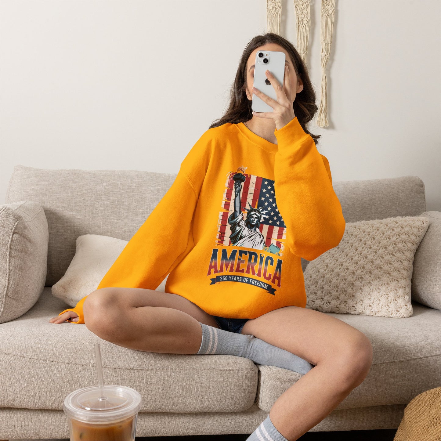 #250 Statue of Liberty American Flag 'America' Patriotic Independence Day Crewneck Sweatshirt