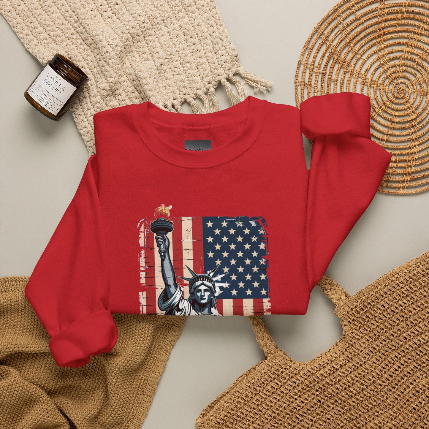 #250 Statue of Liberty American Flag 'America' Patriotic Independence Day Crewneck Sweatshirt