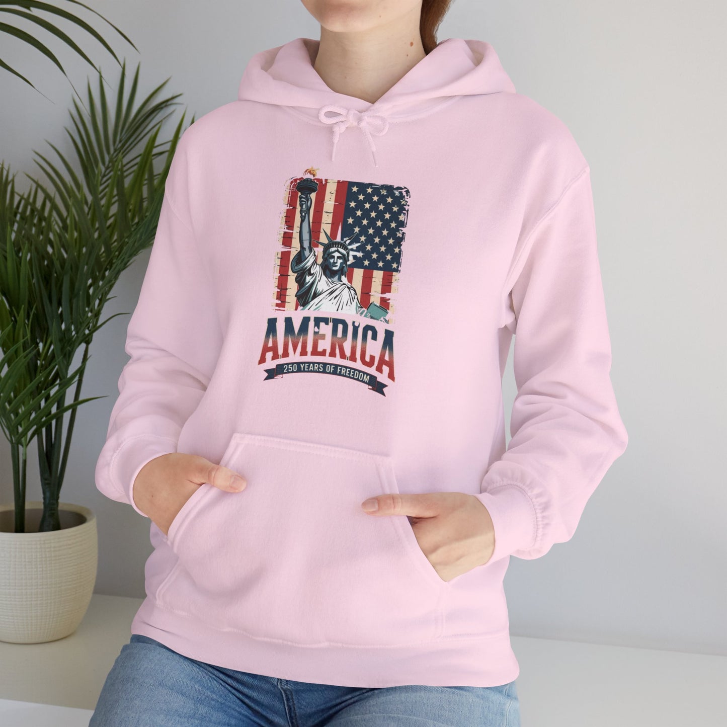 #250 Statue of Liberty American Flag 'America' Patriotic Independence Day Hoodie