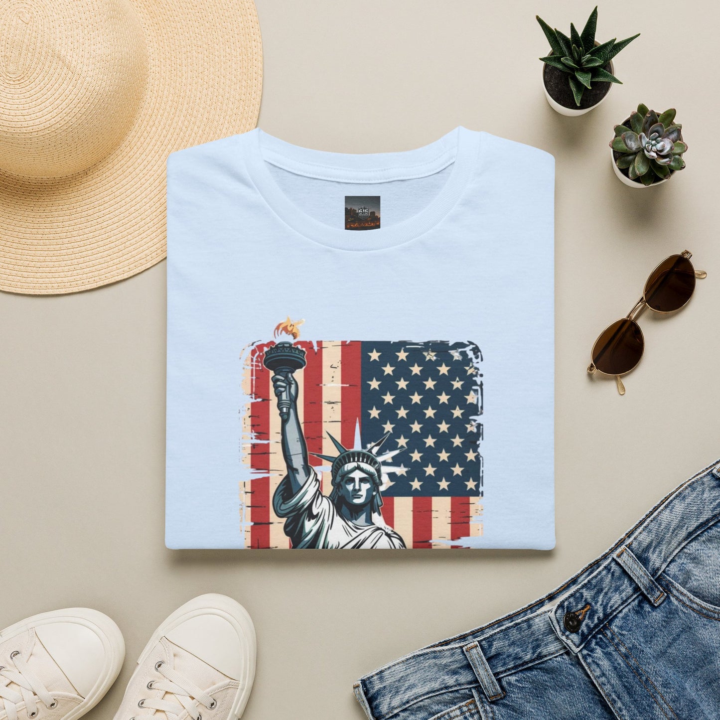 #250 Statue of Liberty American Flag 'America' Patriotic Independence Day T‑Shirt