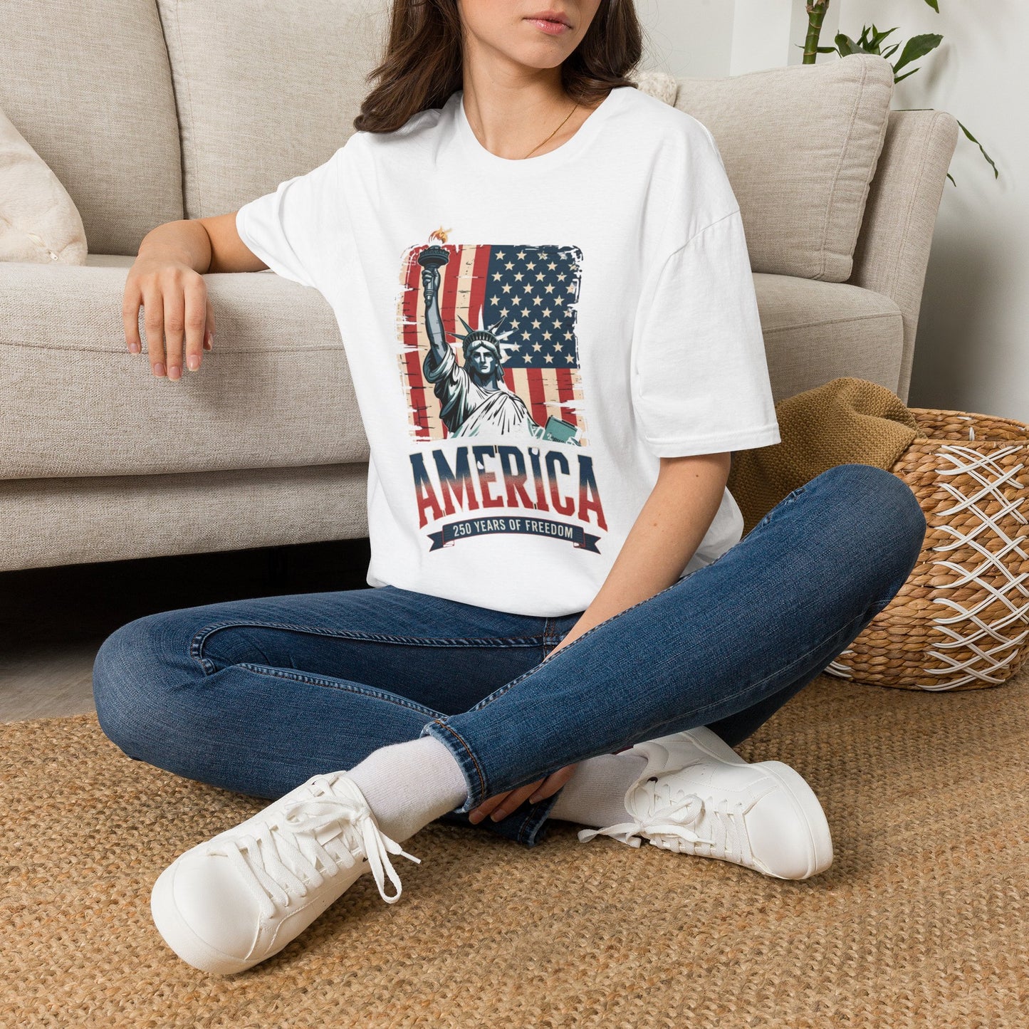 #250 Statue of Liberty American Flag 'America' Patriotic Independence Day T‑Shirt